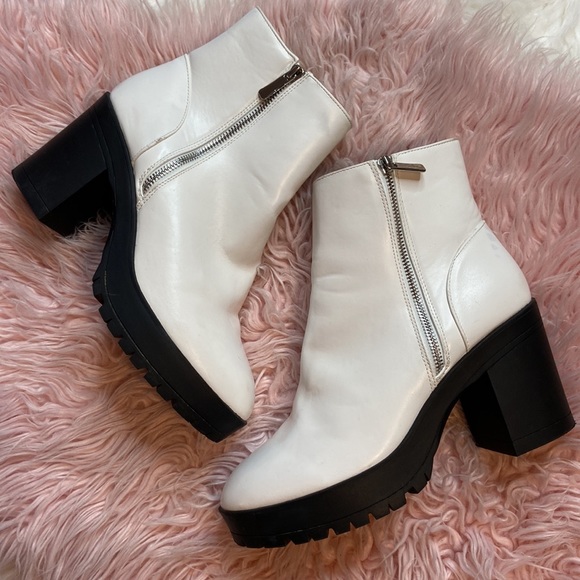 French Connection Jasmine White Lug Sole Platform Heels Booties Ankle Bo… - Picture 2 of 9